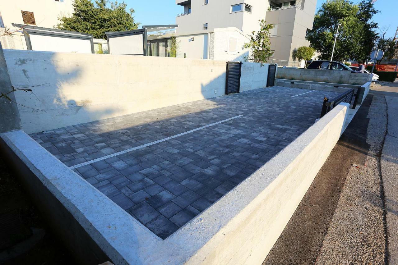 First Apartment 자다르 외부 사진
